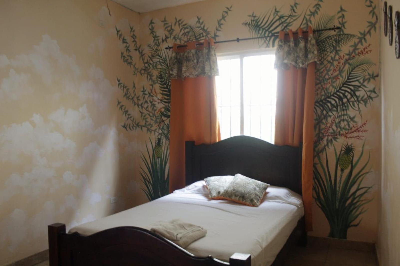 Cataleya Hostel Bocas Town Ngoại thất bức ảnh